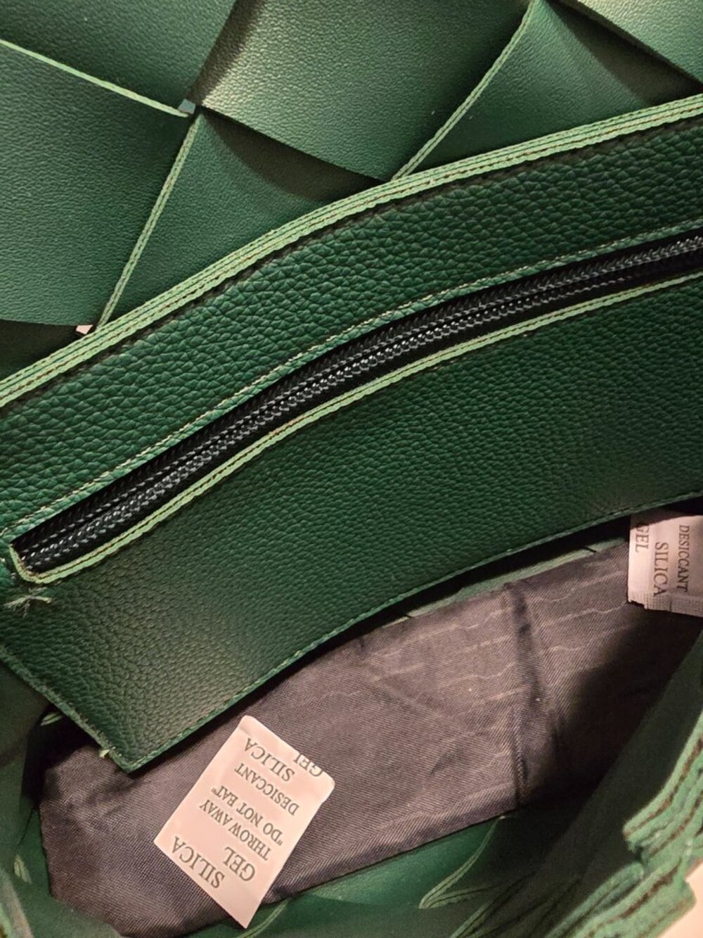 Woven Dark Green Crossbody Flap Bag Intrecciato Style Shoulder Bag - Picture 4 of 5